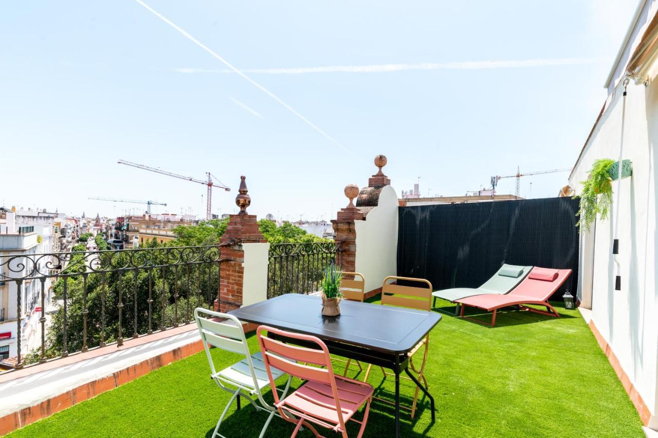 Colorful Terrace Urban Appartement *